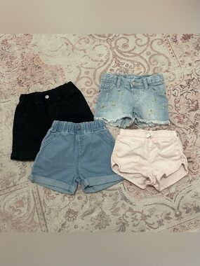 Toddler shorts bundle. 24 months/2T. Cat and Jack. Granamals. Shein.